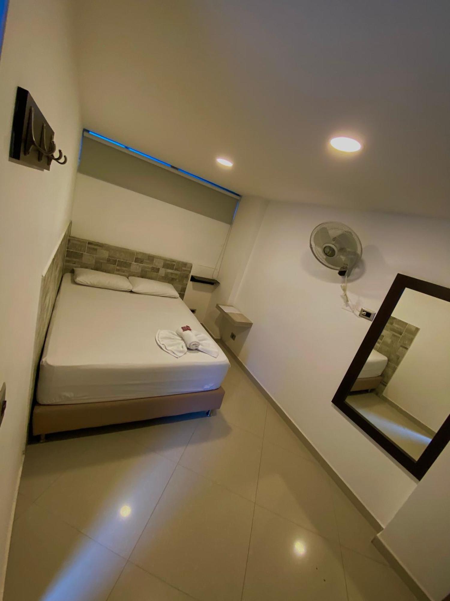 Hotel Buenos Aires Central Medellin Exterior photo